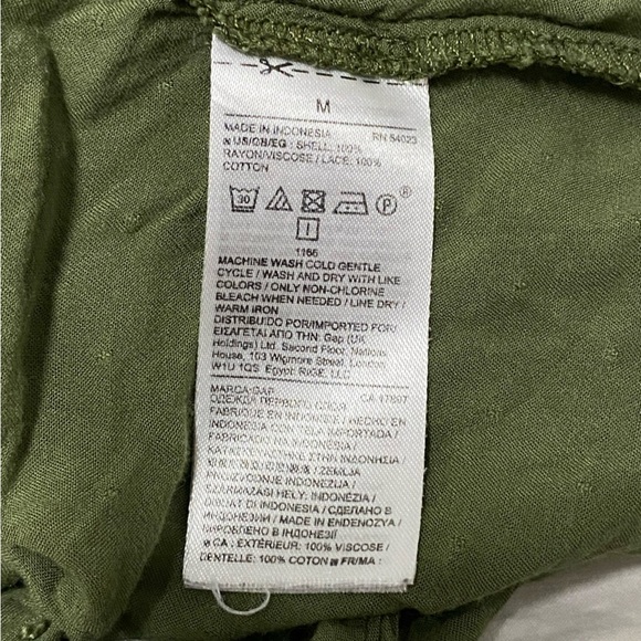 Gap Victorian Lace Desert Cactus Green Short Sleeve Tee Shirt - Picture 4 of 5